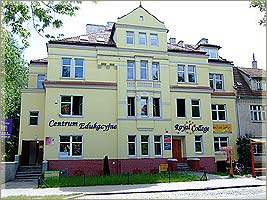 Centrum Edukacyjne Royal
